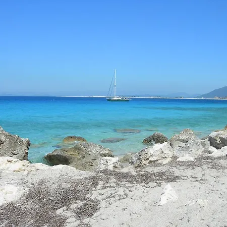 To Ampelaki アパート *