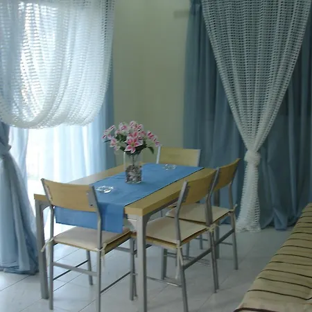 Apartment To Ampelaki Tsoukaládhes