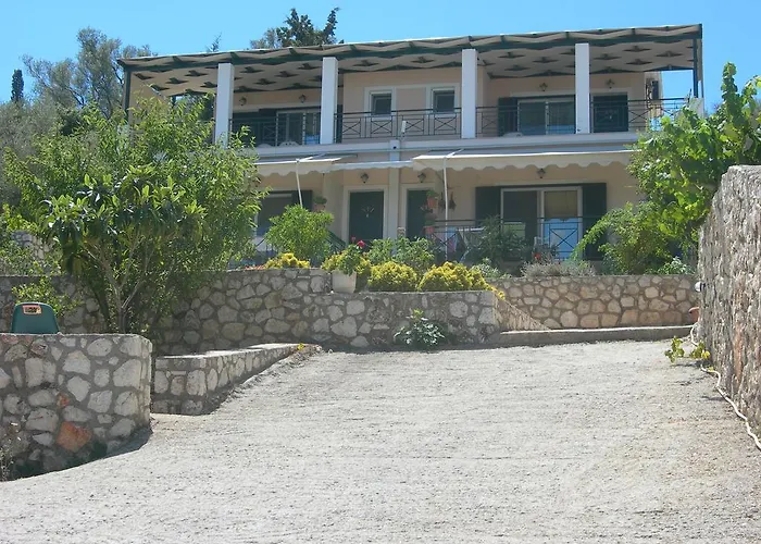 το αμπελάκι * Τσουκαλάδες